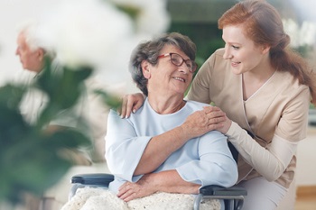 Pflege Zu Hause Ablauf Seniorenbetreuung In Hoher Qualität